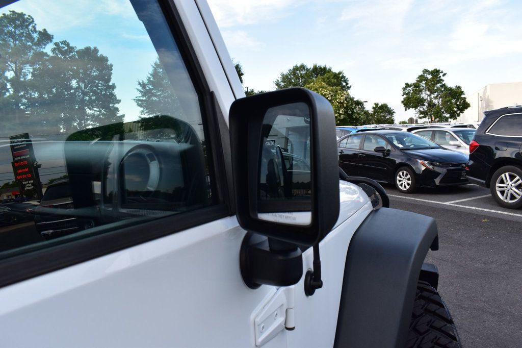 2012 Jeep Wrangler Unlimited Sport photo 38