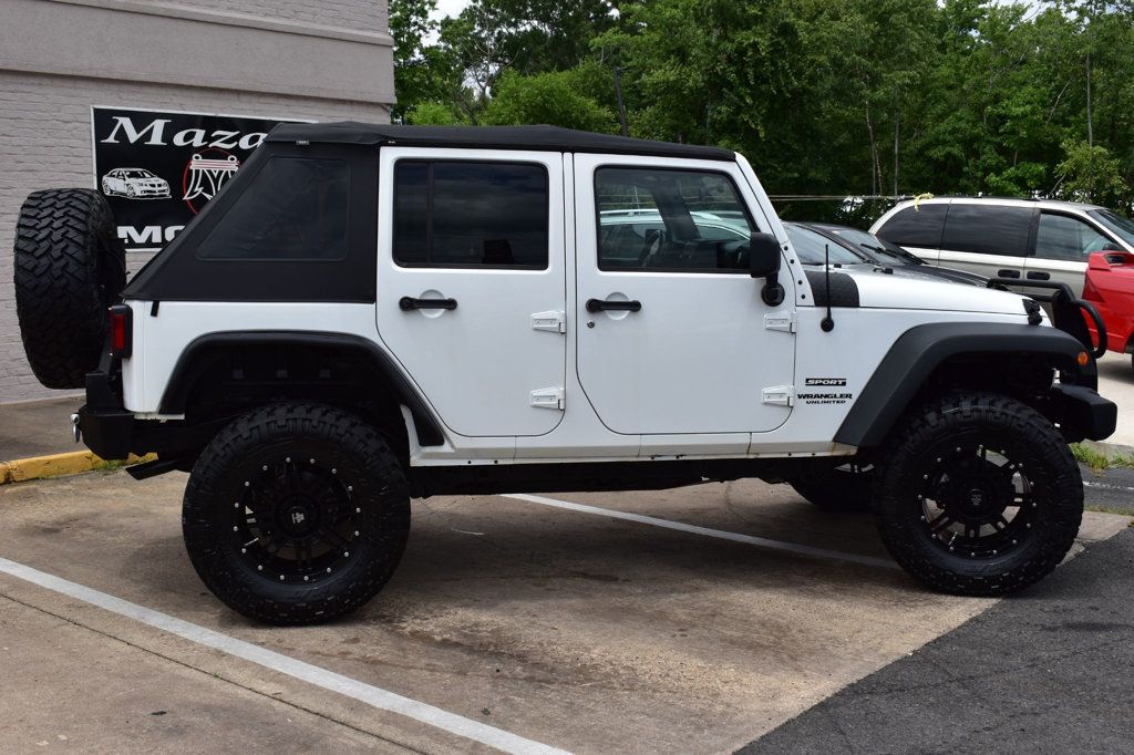 2012 Jeep Wrangler Unlimited Sport photo 4