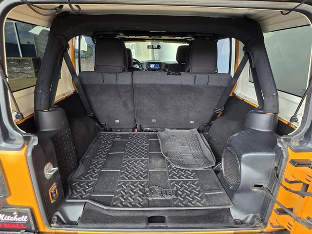 2012 Jeep Wrangler Unlimited 4WD 4dr Sport - 23044802 - 11