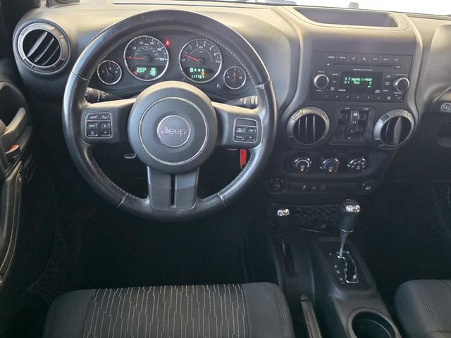 2012 Jeep Wrangler Unlimited 4WD 4dr Sport - 23078833 - 10