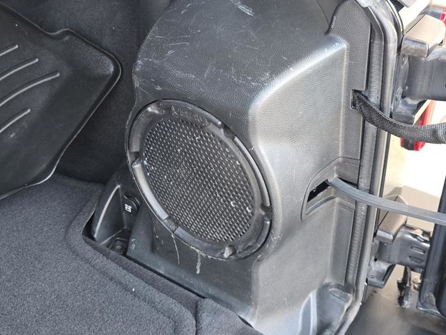 2012 Jeep Wrangler Unlimited 4WD 4dr Sport - 23078833 - 11