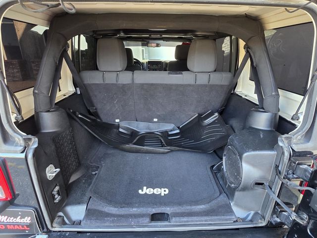 2012 Jeep Wrangler Unlimited 4WD 4dr Sport - 23078833 - 12