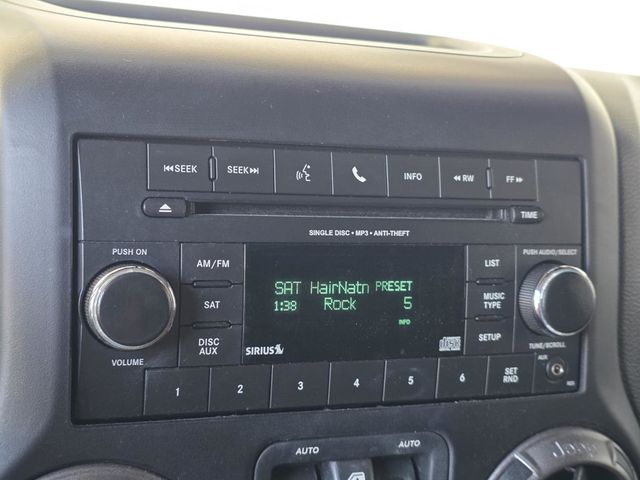 2012 Jeep Wrangler Unlimited 4WD 4dr Sport - 23078833 - 13