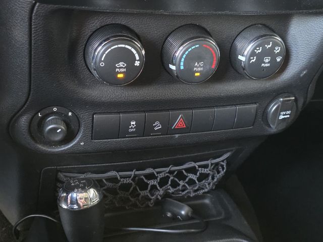 2012 Jeep Wrangler Unlimited 4WD 4dr Sport - 23078833 - 15