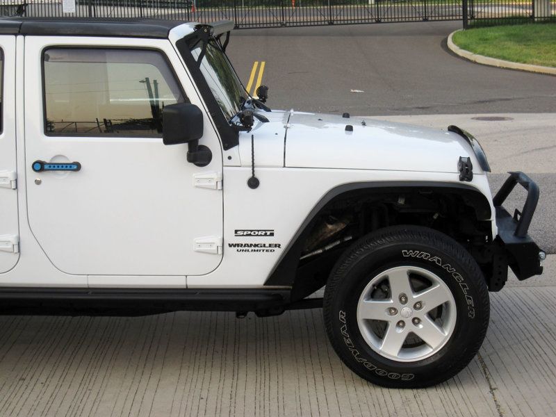 2012 Jeep Wrangler Unlimited Sport photo 10