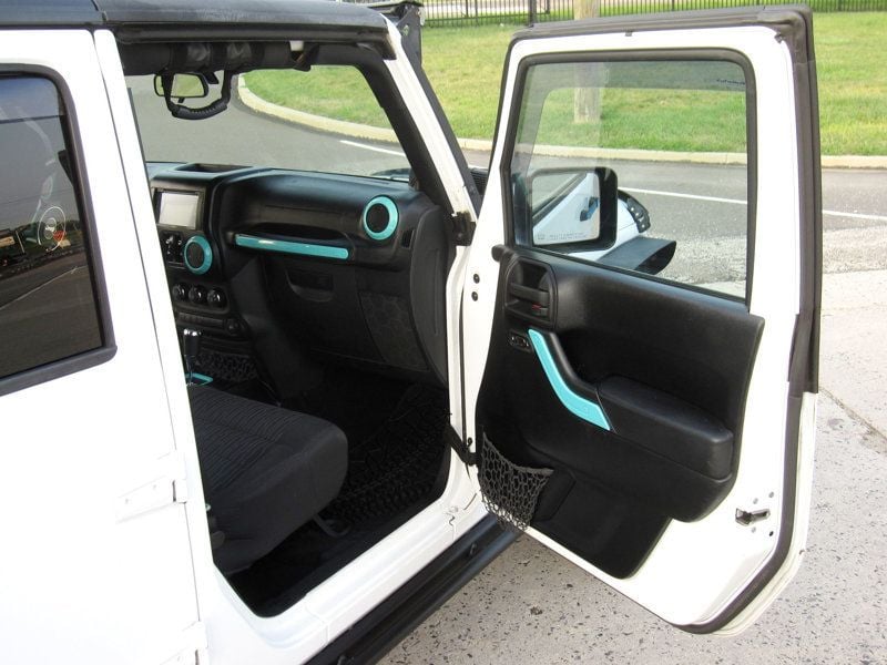 2012 Jeep Wrangler Unlimited Sport photo 23
