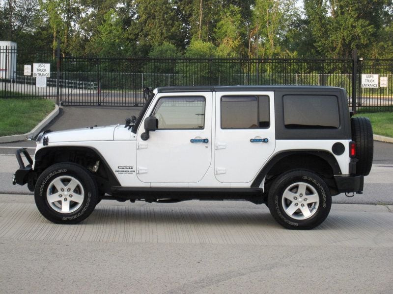 2012 Jeep Wrangler Unlimited Sport photo 6