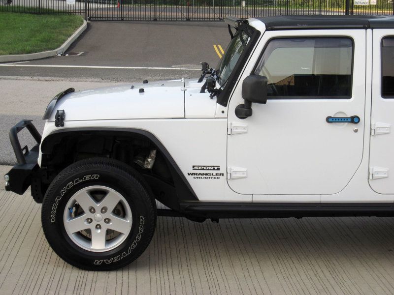 2012 Jeep Wrangler Unlimited Sport photo 7