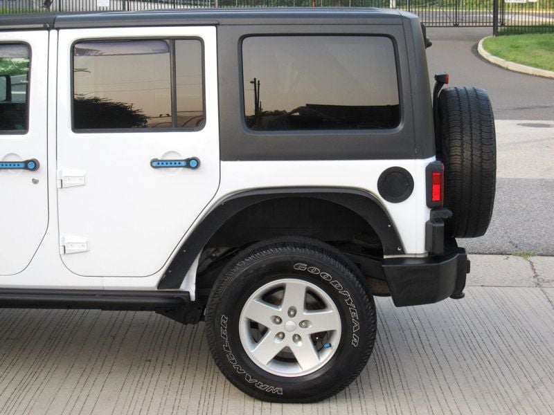 2012 Jeep Wrangler Unlimited Sport photo 8