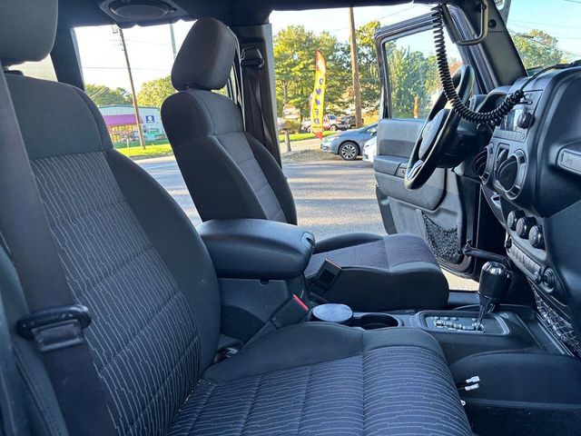 2012 Jeep Wrangler Unlimited 4WD 4dr Sport - 22930535 - 18