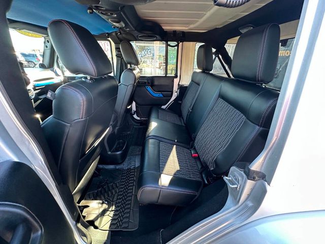 2012 Jeep Wrangler Unlimited Arctic 4x4 4dr SUV - 22912818 - 15