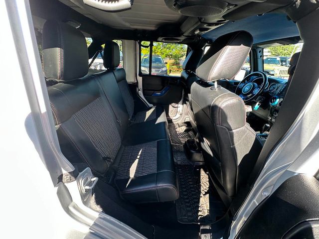 2012 Jeep Wrangler Unlimited Arctic 4x4 4dr SUV - 22912818 - 16