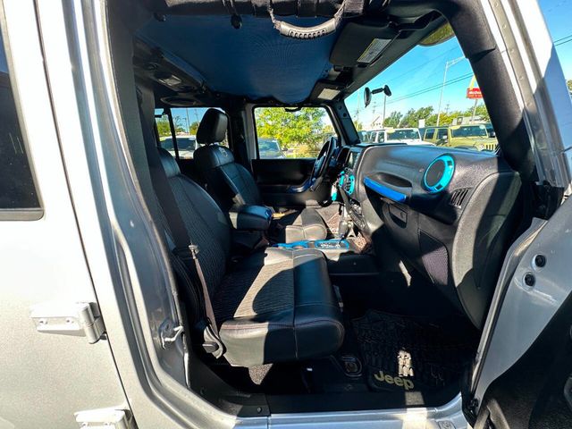 2012 Jeep Wrangler Unlimited Arctic 4x4 4dr SUV - 22912818 - 19