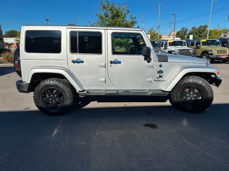 2012 Jeep Wrangler Unlimited Arctic 4x4 4dr SUV - 22912818 - 7