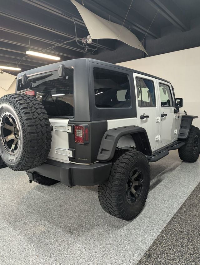 2012 Jeep Wrangler Unlimited Hardtop 6 spd stick 4x4 lift kit lots of extras - 23058374 - 3