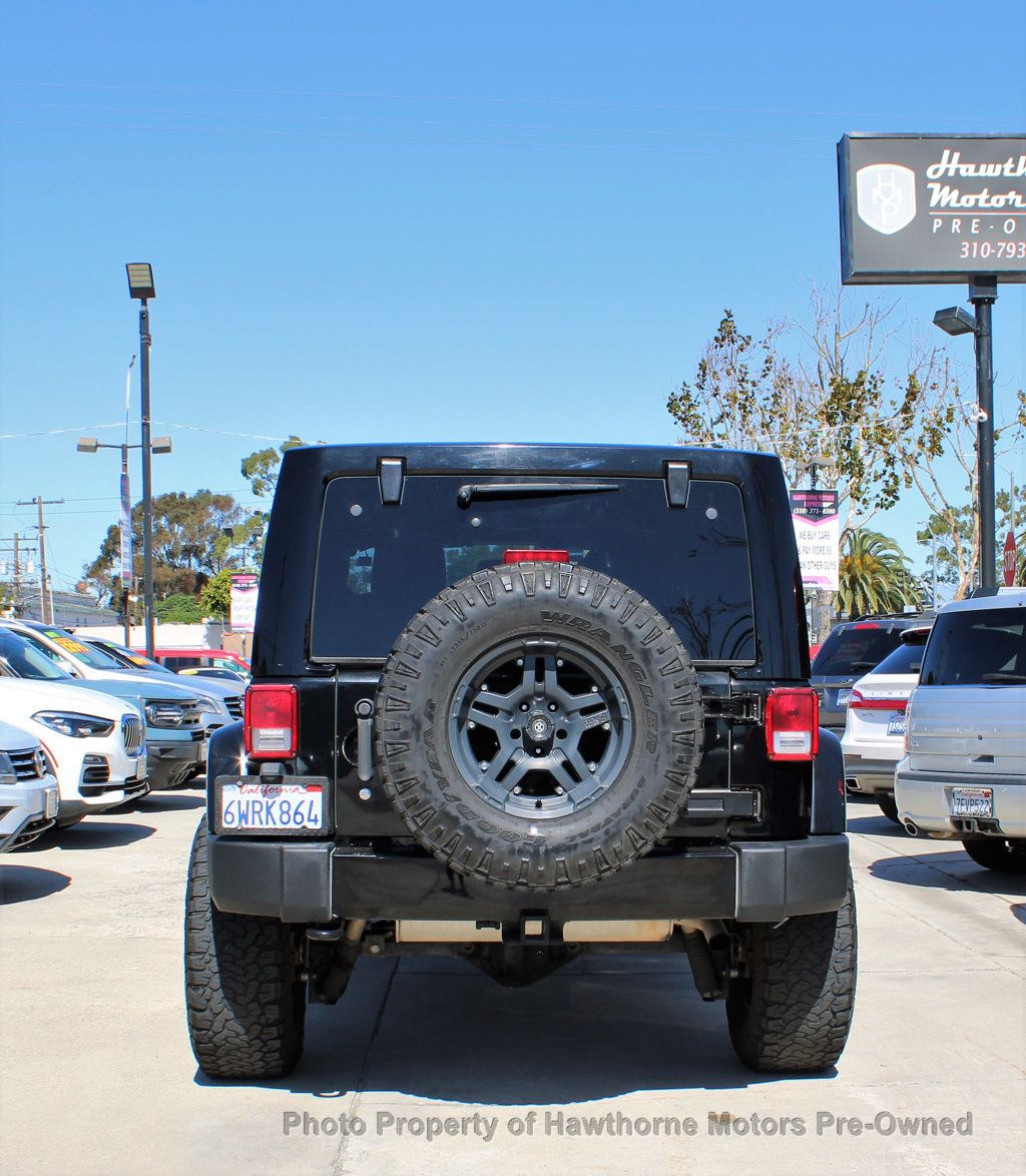 2012 Jeep Wrangler Unlimited Jeep Wrangler Sahara Altitude Limited 4WD - 22986404 - 3