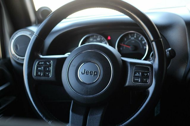 2012 Jeep Wrangler Unlimited ONE OWNER 4WD SPORT UNLIMITED 3.6L W/ MANUAL TRANSMISSION - 23004222 - 15