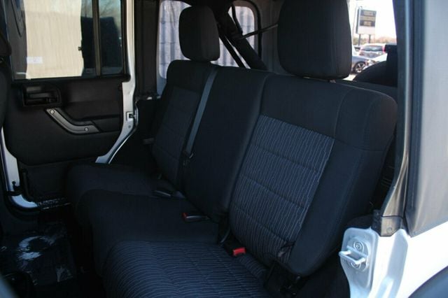 2012 Jeep Wrangler Unlimited ONE OWNER 4WD SPORT UNLIMITED 3.6L W/ MANUAL TRANSMISSION - 23004222 - 24