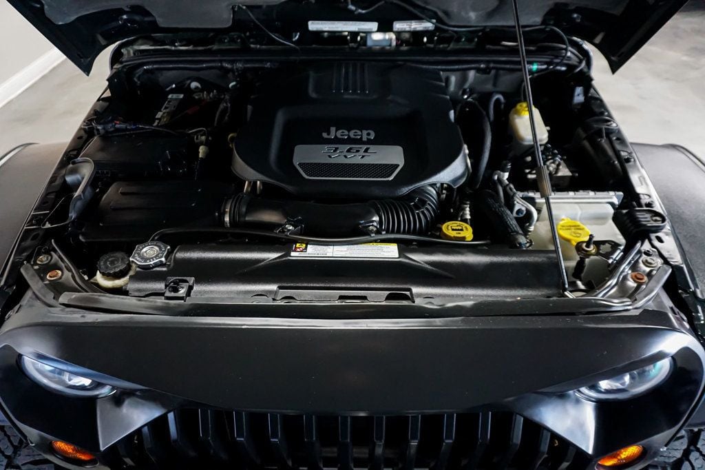 2012 Jeep Wrangler Unlimited *Sahara* *Lifted/Wheels* *Winch* *Only 24k Miles* - 22959956 - 15