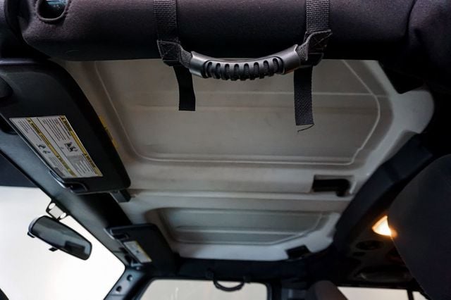 2012 Jeep Wrangler Unlimited *Sahara* *Lifted/Wheels* *Winch* *Only 24k Miles* - 22959956 - 28