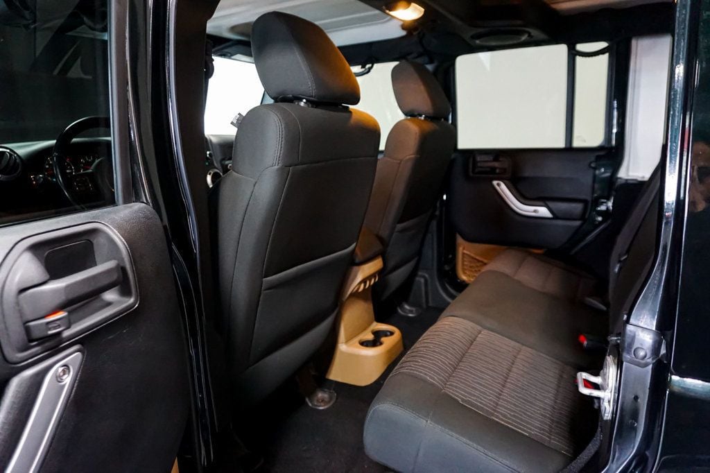 2012 Jeep Wrangler Unlimited *Sahara* *Lifted/Wheels* *Winch* *Only 24k Miles* - 22959956 - 30