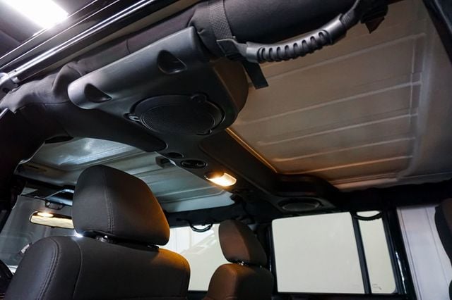 2012 Jeep Wrangler Unlimited *Sahara* *Lifted/Wheels* *Winch* *Only 24k Miles* - 22959956 - 34