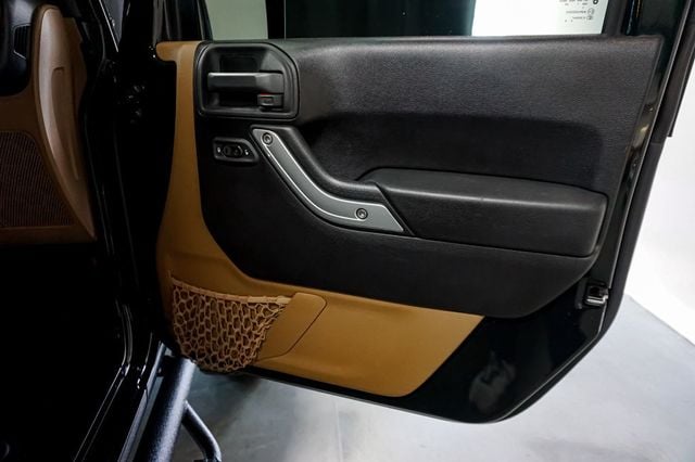 2012 Jeep Wrangler Unlimited *Sahara* *Lifted/Wheels* *Winch* *Only 24k Miles* - 22959956 - 42