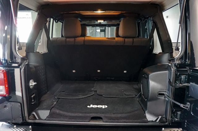 2012 Jeep Wrangler Unlimited *Sahara* *Lifted/Wheels* *Winch* *Only 24k Miles* - 22959956 - 45