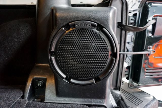 2012 Jeep Wrangler Unlimited *Sahara* *Lifted/Wheels* *Winch* *Only 24k Miles* - 22959956 - 46