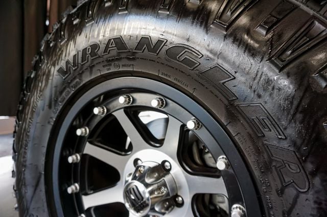 2012 Jeep Wrangler Unlimited *Sahara* *Lifted/Wheels* *Winch* *Only 24k Miles* - 22959956 - 70