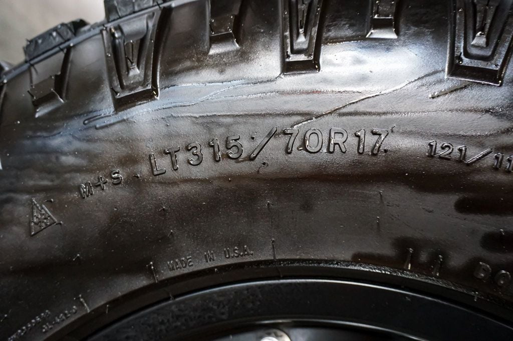 2012 Jeep Wrangler Unlimited *Sahara* *Lifted/Wheels* *Winch* *Only 24k Miles* - 22959956 - 71