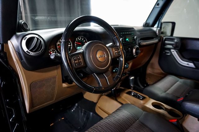 2012 Jeep Wrangler Unlimited *Sahara* *Lifted/Wheels* *Winch* *Only 24k Miles* - 22959956 - 8