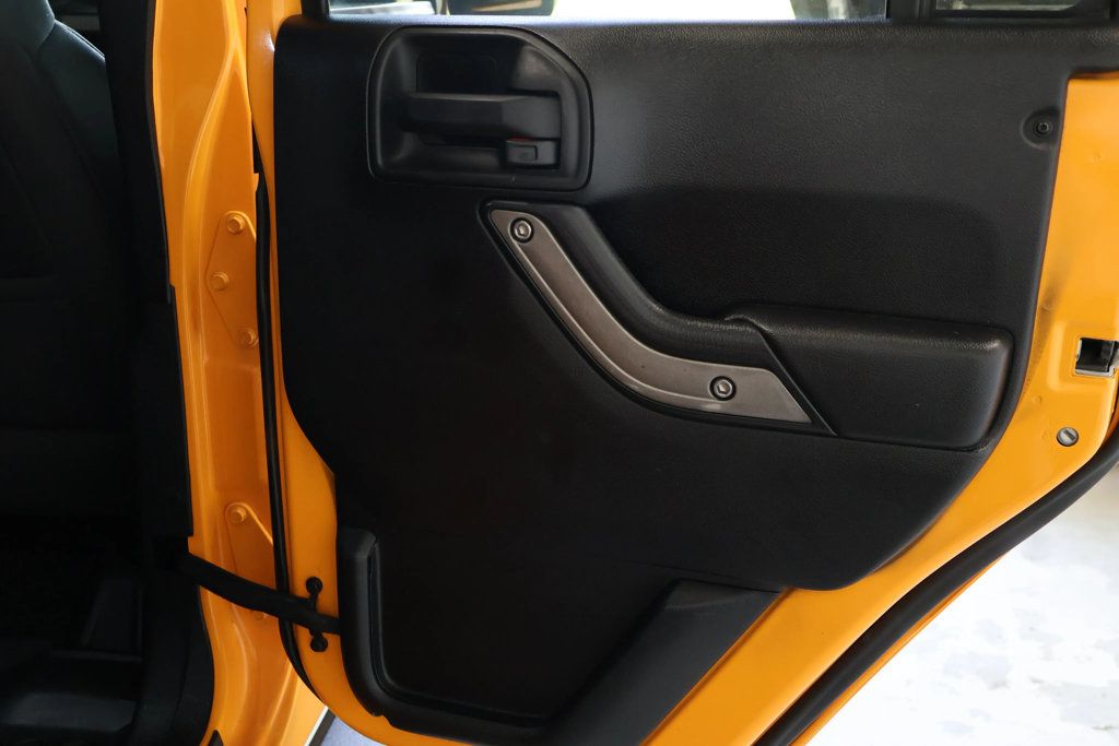 2012 Jeep Wrangler Unlimited UNLIMITED SPORT, TOW PKG, RUNNING BOARDS, LED LIGHTS!!! - 22827617 - 31