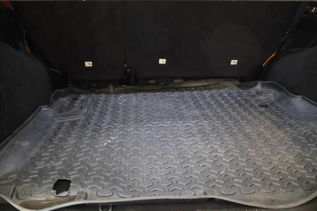 2012 Jeep Wrangler Unlimited UNLIMITED SPORT, TOW PKG, RUNNING BOARDS, LED LIGHTS!!! - 22827617 - 33