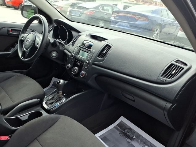 2012 Kia Forte 4dr Sedan Automatic EX - 22989143 - 17