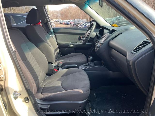 2012 Kia Soul 5dr Wagon Automatic - 23000031 - 5