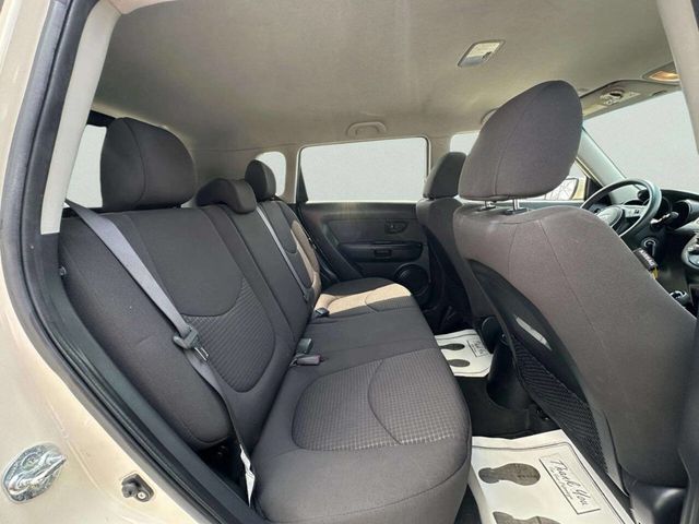 2012 Kia Soul 5dr Wagon Automatic - 23049608 - 17