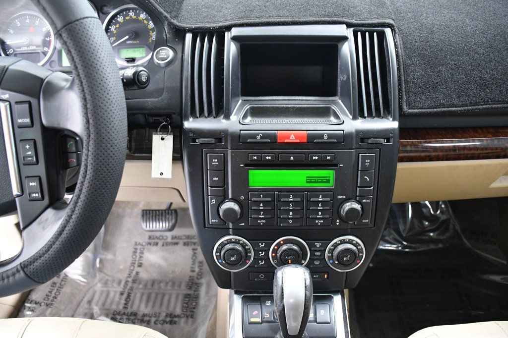 2012 Land Rover LR2 AWD 4dr HSE - 22114705 - 23