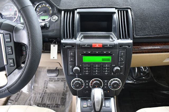 2012 Land Rover LR2 AWD 4dr HSE - 22114705 - 23