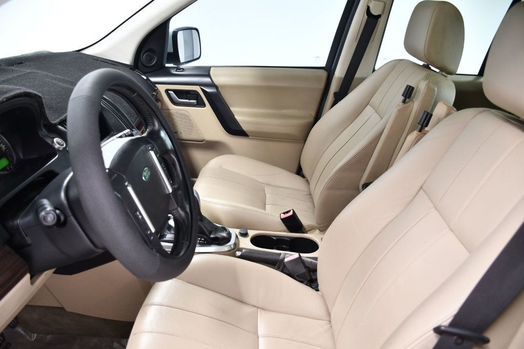 2012 Land Rover LR2 AWD 4dr HSE - 22114705 - 6