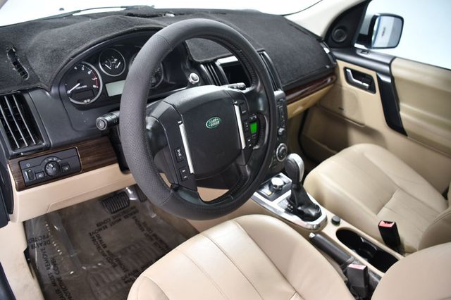 2012 Land Rover LR2 AWD 4dr HSE - 22114705 - 7