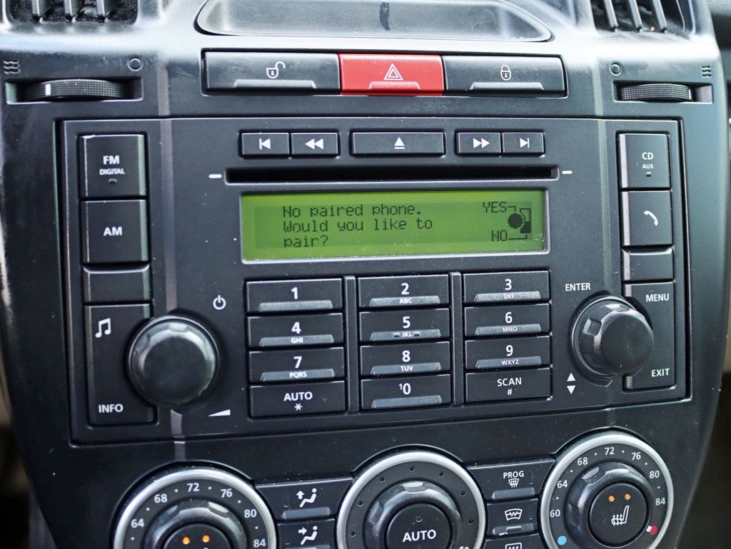 2012 Land Rover LR2 AWD 4dr HSE LUX - 22784823 - 14