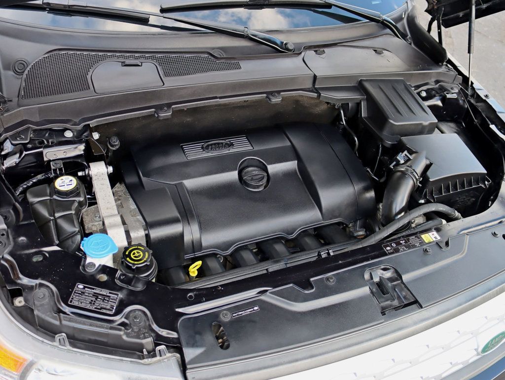 2012 Land Rover LR2 AWD 4dr HSE LUX - 22784823 - 28