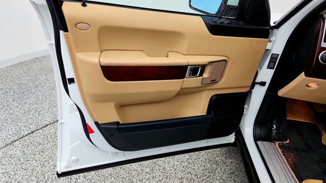2012 Land Rover Range Rover 4WD 4dr HSE - 23061698 - 9