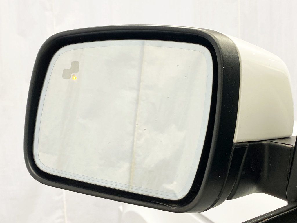 2012 Land Rover Range Rover 4WD 4dr HSE LUX - 22977034 - 14