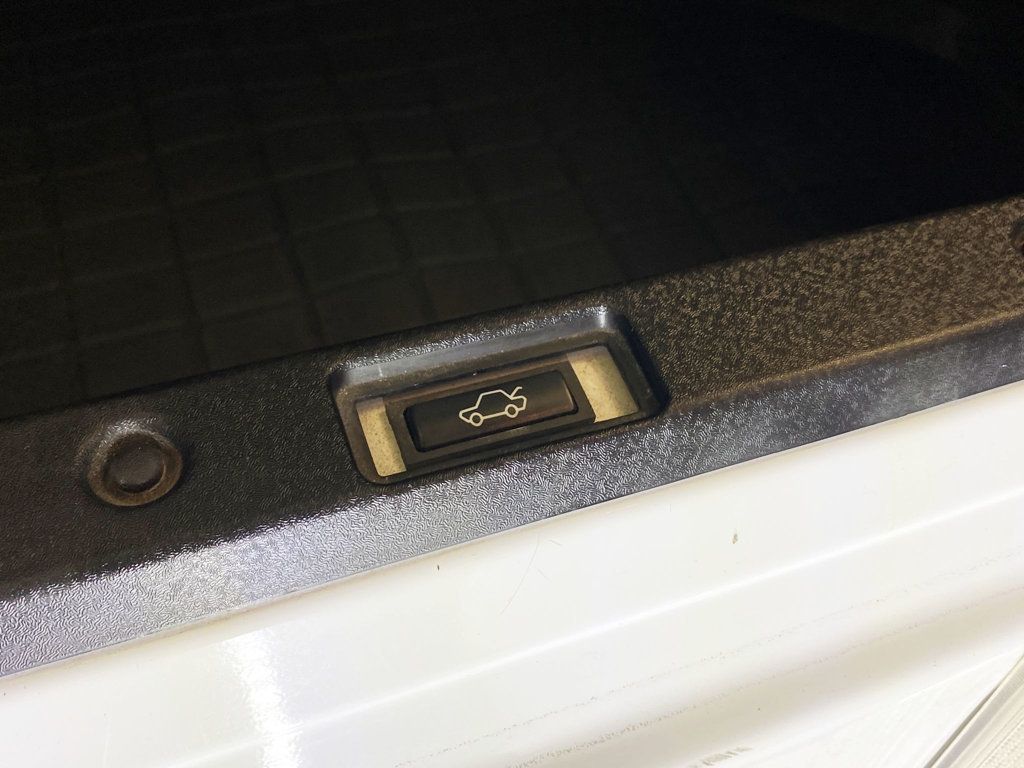 2012 Land Rover Range Rover 4WD 4dr HSE LUX - 22977034 - 65