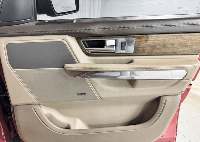 2012 Land Rover Range Rover Sport HSE LUXURY 4WD - 22936144 - 17