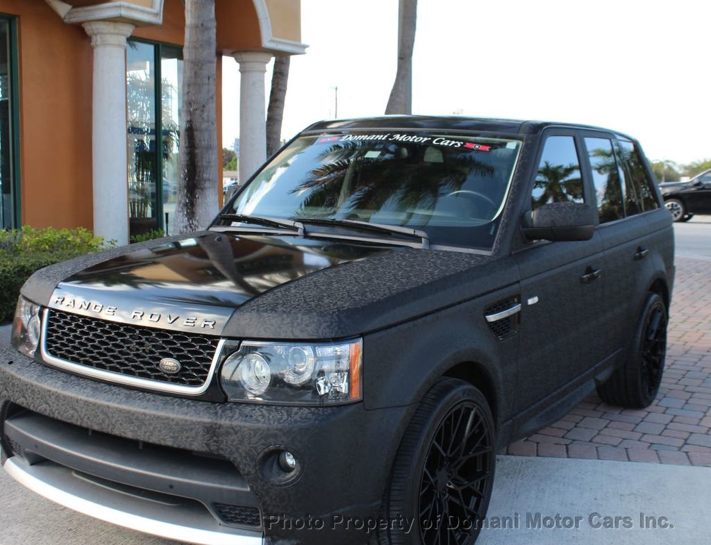 2012 Land Rover Range Rover Sport HSE photo 4