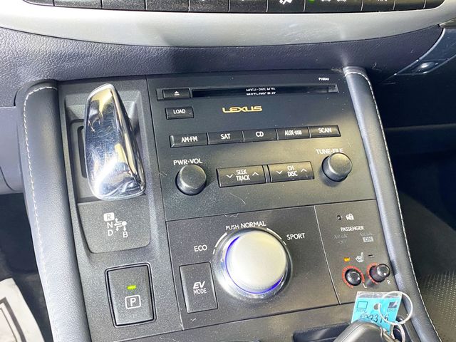 2012 Lexus CT 200h F SPORT - 22973704 - 34