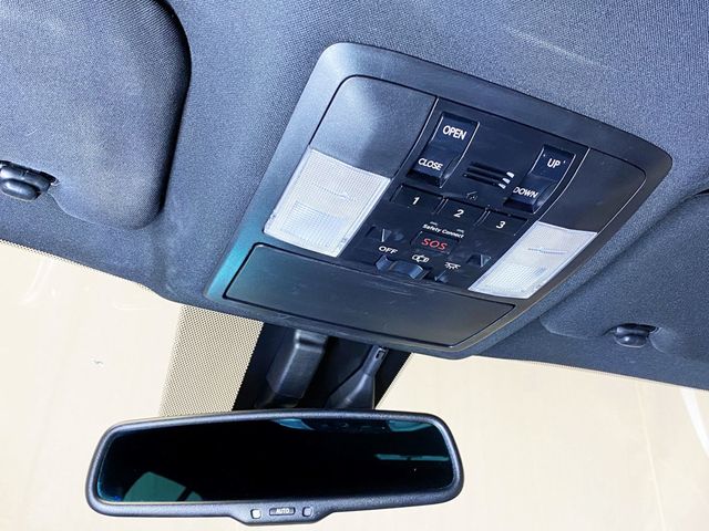 2012 Lexus CT 200h F SPORT - 22973704 - 39